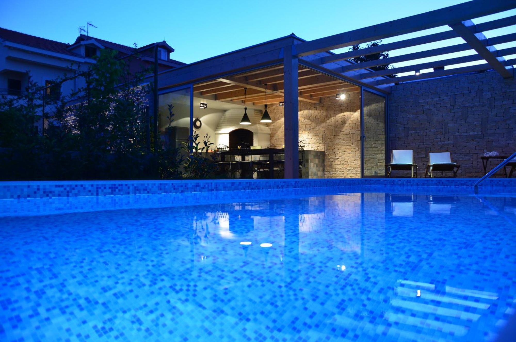 Villa Mirakul Sukosan Luaran gambar